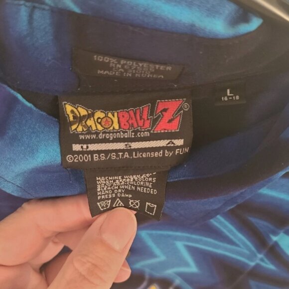 Vintage Dragon Ball Z 2001 Shirt Men Lg ButtonUp Goku Vegeta Gohan Anime Gaming - Picture 4 of 6